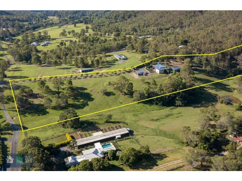 112 Halls Road, Luscombe QLD 4207