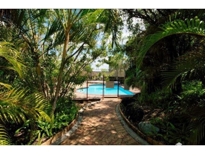 9/8 Kilpatrick Court, Highland Park QLD 4211