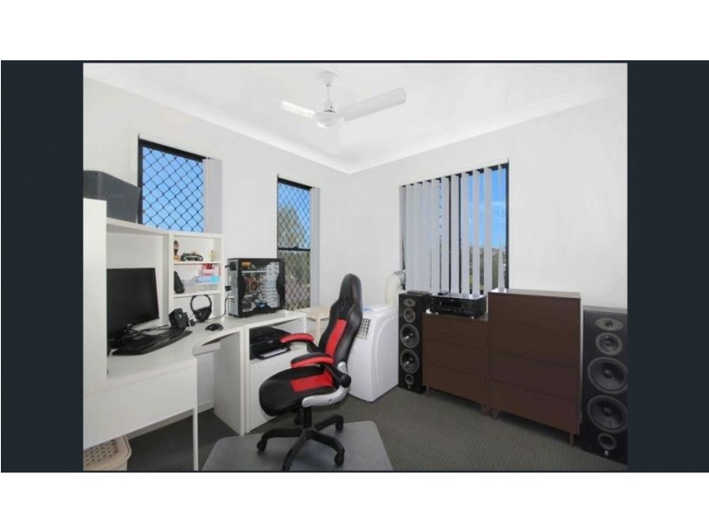 17 Violet Ave, Springfield Lakes QLD 4300