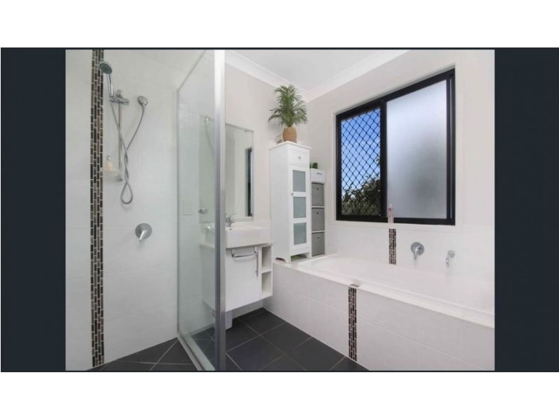 17 Violet Ave, Springfield Lakes QLD 4300