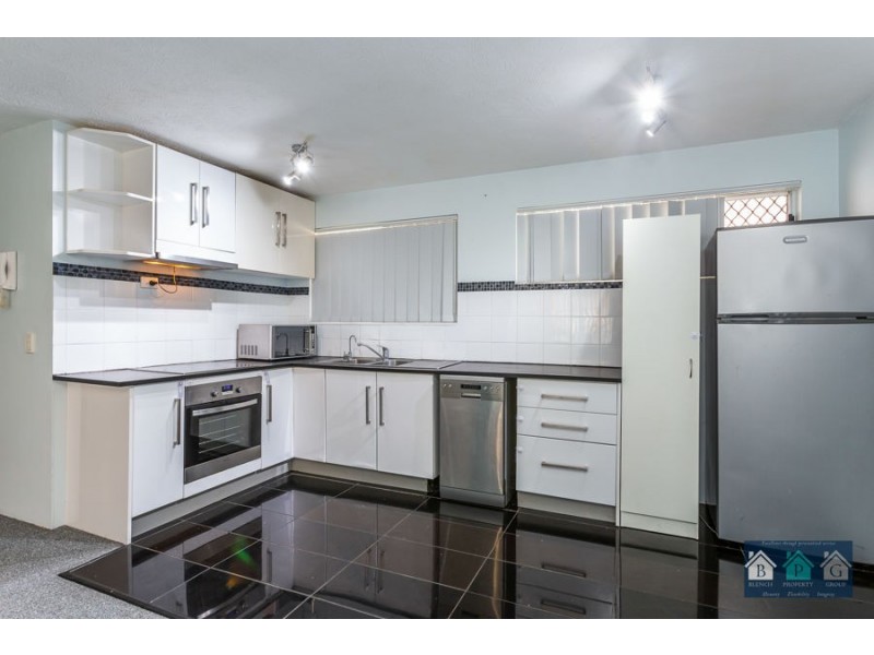 1/203 Scarborough St, Southport QLD 4215