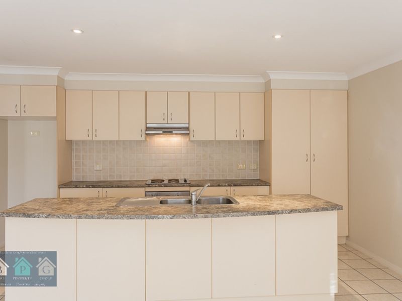 6 Wellers Street, Pacific Pines QLD 4211