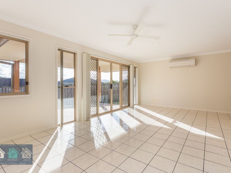 6 Wellers Street, Pacific Pines QLD 4211