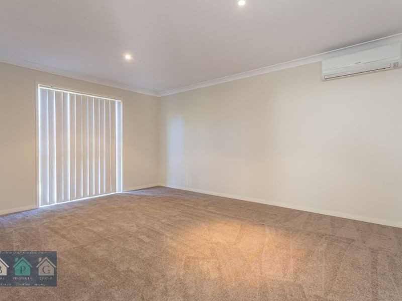 6 Wellers Street, Pacific Pines QLD 4211