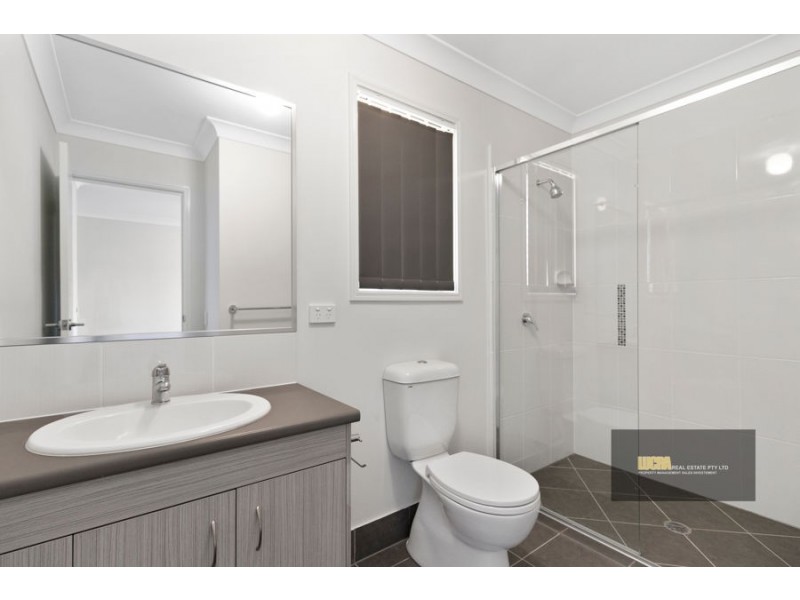2/3 Verge Place, Bellmere QLD 4510