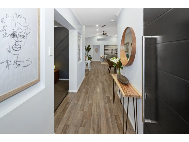 5 Linda Way, Upper Coomera QLD 4209