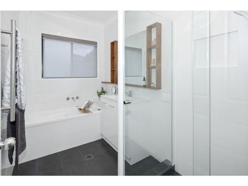 5 Linda Way, Upper Coomera QLD 4209
