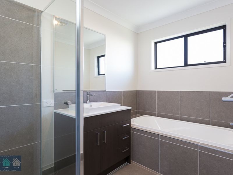 9 Bellbird Crescent, Coomera QLD 4209