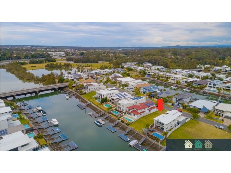 14 Harbourvue Court, Helensvale QLD 4212