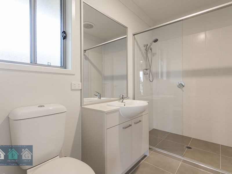 15 Helmore Road, Jacobs Well QLD 4208