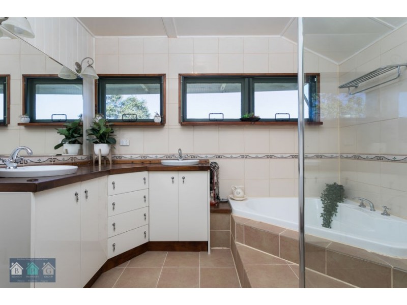 197 Shaws Pocket Road, Luscombe QLD 4207