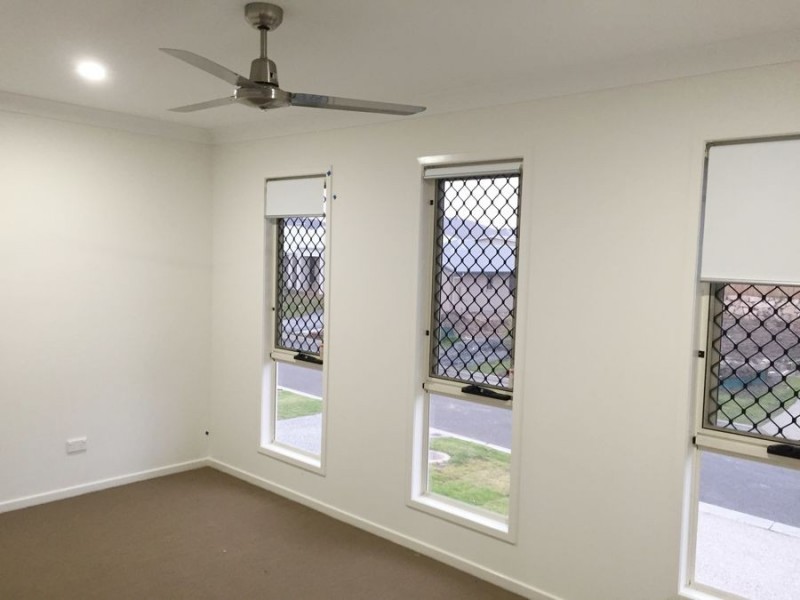 25 Milbrook Cr, Pimpama QLD 4209