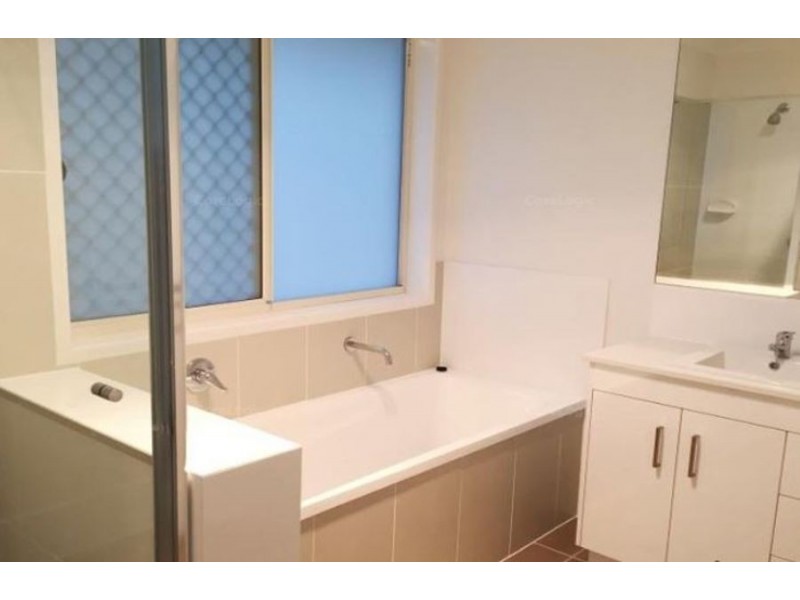 25 Milbrook Cr, Pimpama QLD 4209
