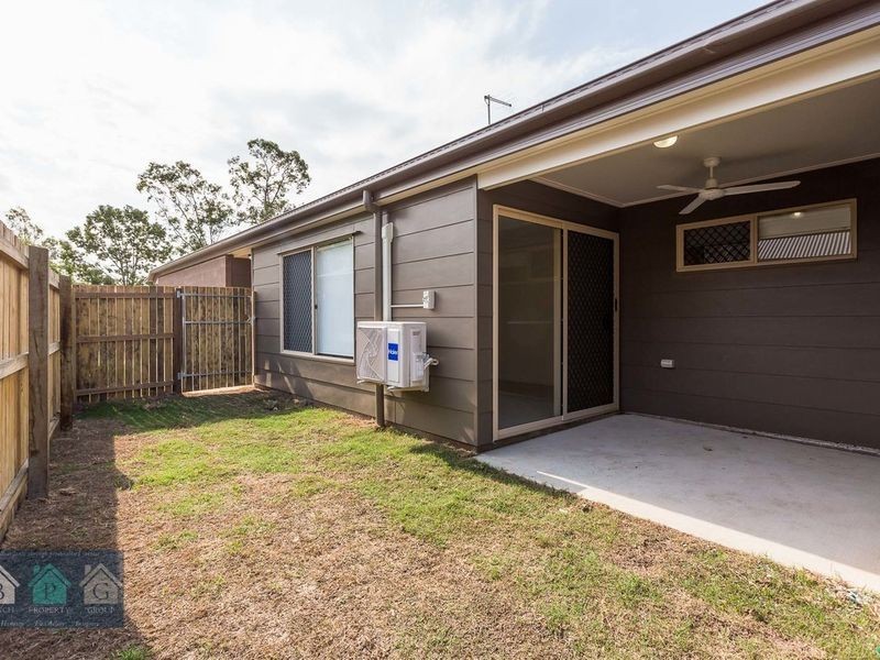 2/14 Sparenburg Street, Bellbird Park QLD 4300