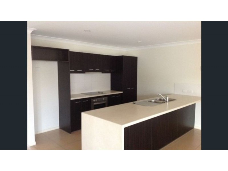 12 Tylah St, Kallangur QLD 4503