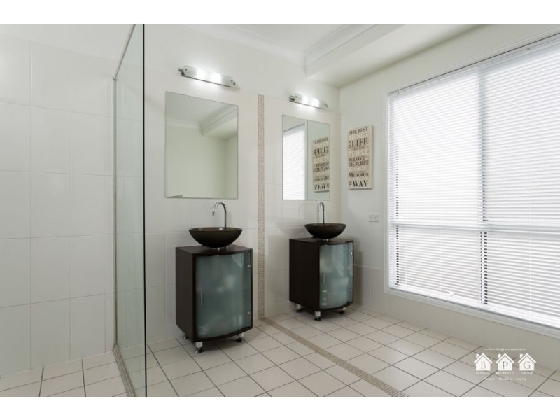 20 Langfield Crescent, Ormeau Hills QLD 4208