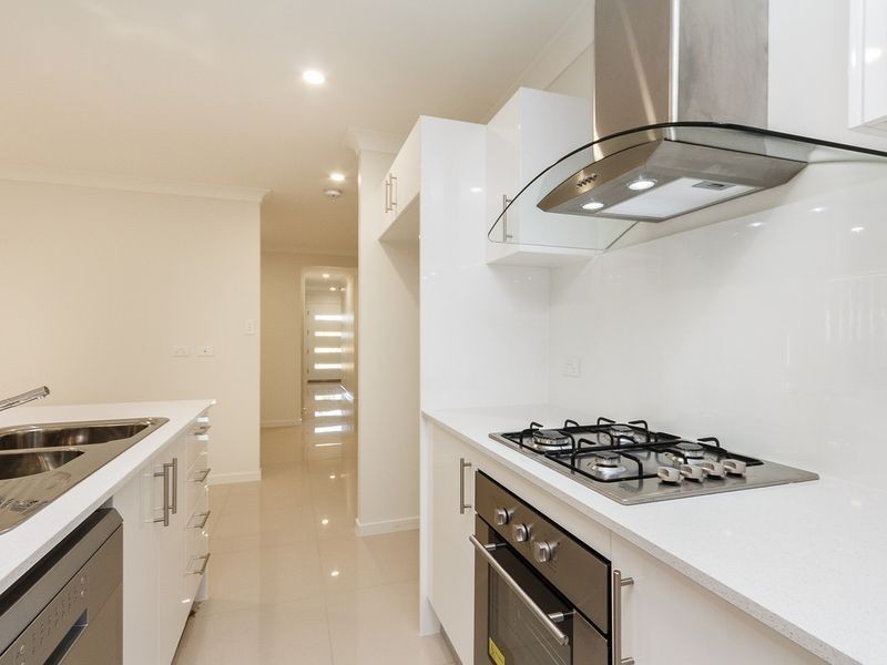 5 Greenstone Street, Yarrabilba QLD 4207