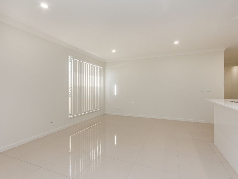 5 Greenstone Street, Yarrabilba QLD 4207