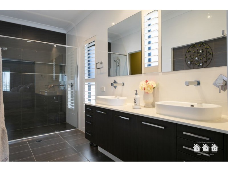 23 Sundown Place, Jacobs Well QLD 4208