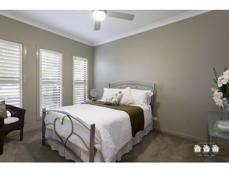 23 Sundown Place, Jacobs Well QLD 4208