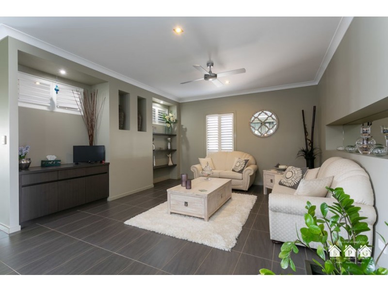 23 Sundown Place, Jacobs Well QLD 4208