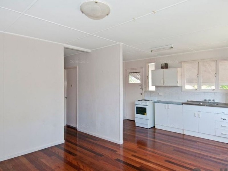 1/39 Defiance Road, Logan Central QLD 4114