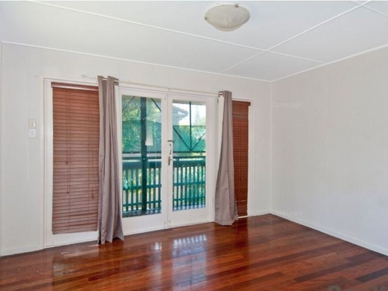 1/39 Defiance Road, Logan Central QLD 4114