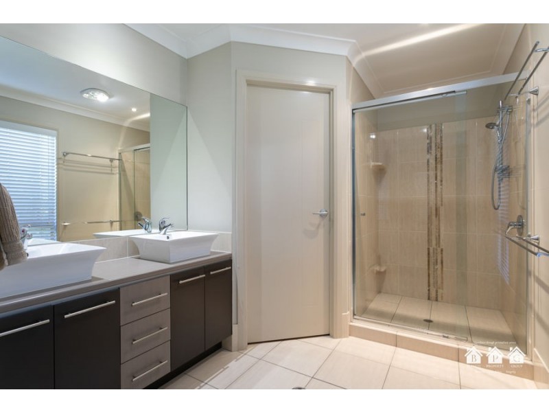 29 Hazelmere crescent, Ormeau QLD 4208