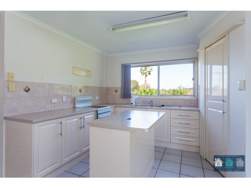 70 Ellen Street, Kingston QLD 4114