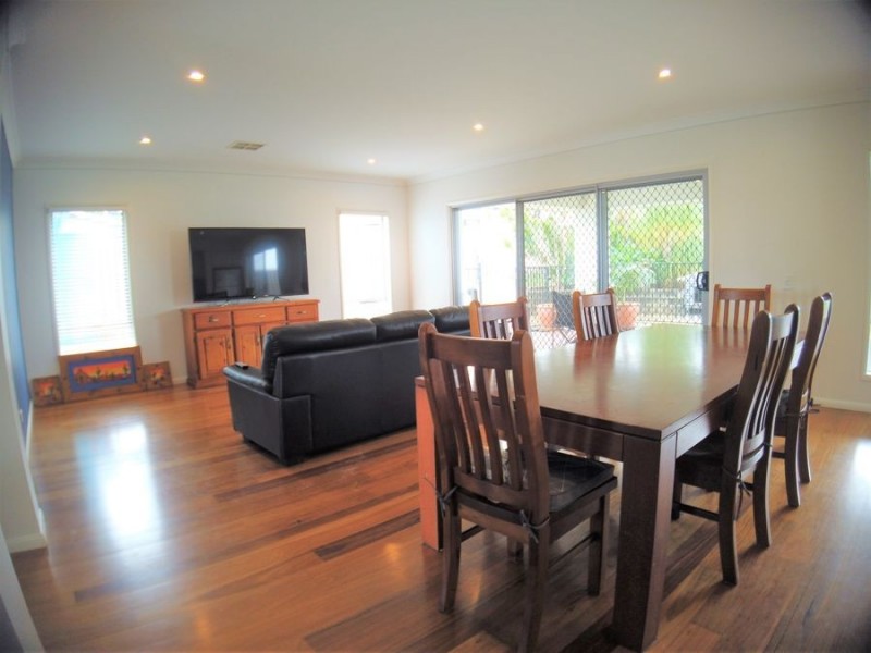 24 Hazelmere Crescent, Ormeau QLD 4208