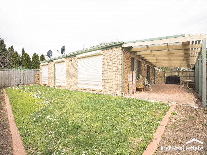 118 Bemersyde Drive, Berwick VIC 3806