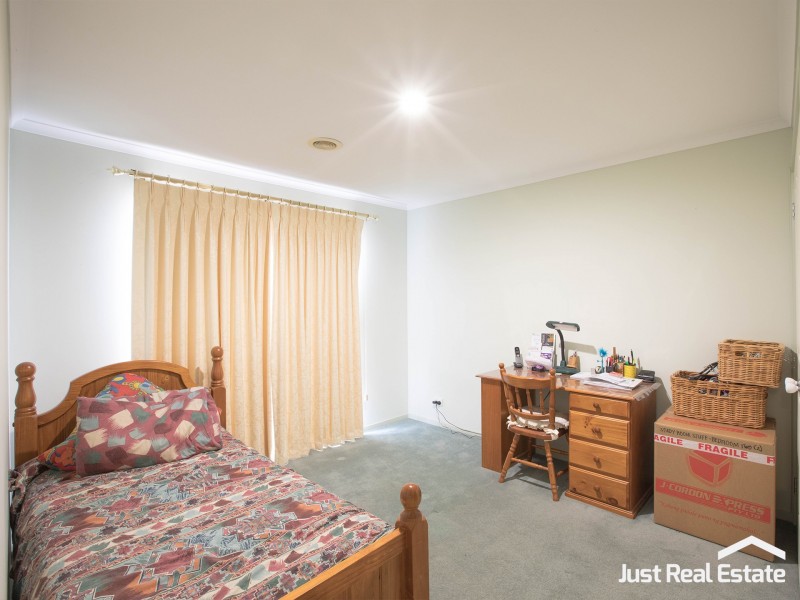 118 Bemersyde Drive, Berwick VIC 3806