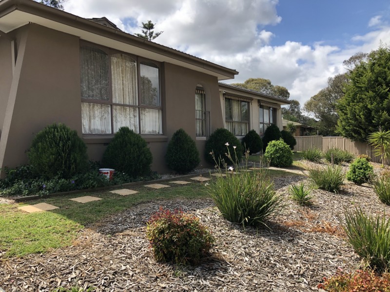 20 Saxonwood Drive, Narre Warren VIC 3805