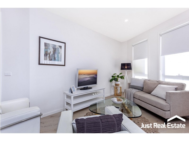 1 Priscilla Place, Pakenham VIC 3810