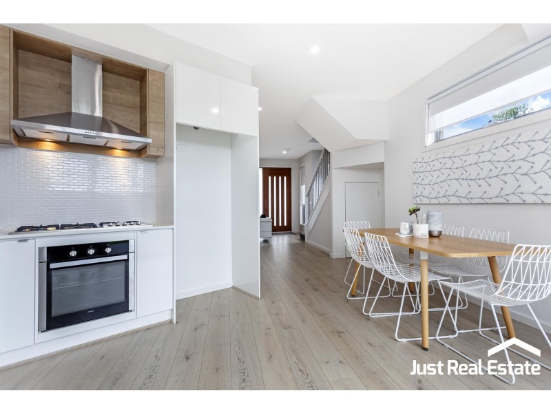 1 Priscilla Place, Pakenham VIC 3810