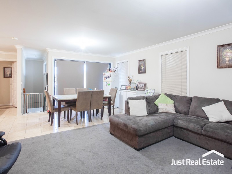 11 Tilmouth Place, Narre Warren South VIC 3805