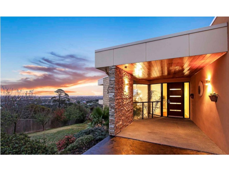 10 Panoramic Terrace, Berwick VIC 3806