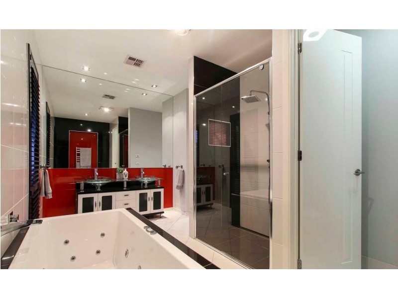 10 Panoramic Terrace, Berwick VIC 3806