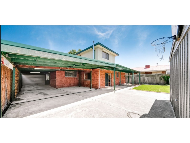 188 Princes Highway, Pakenham VIC 3810