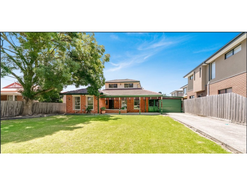 188 Princes Highway, Pakenham VIC 3810