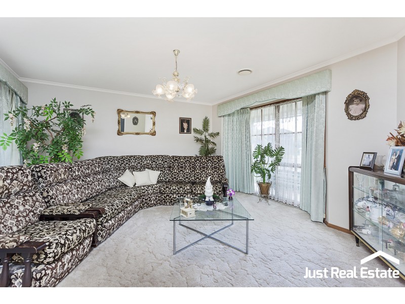 6 Kylie Court, Hallam VIC 3803