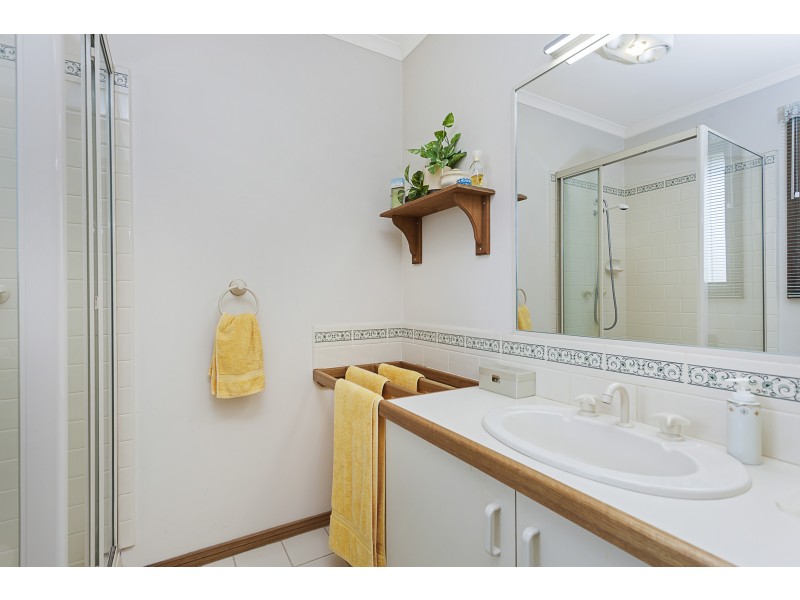 6 Kylie Court, Hallam VIC 3803