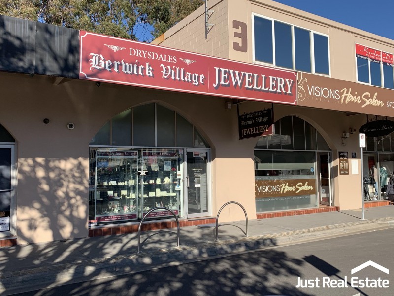 2 Blackburne Square, Berwick VIC 3806