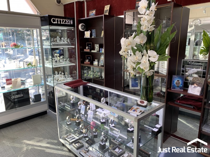 2 Blackburne Square, Berwick VIC 3806