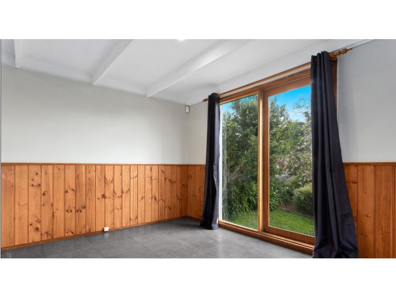 64 Darling Way, Narre Warren VIC 3805