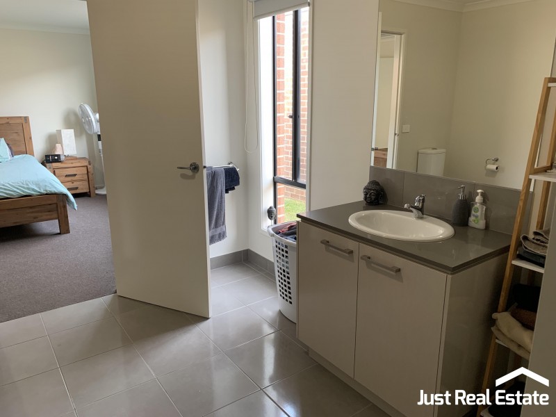 20 Wonder Street, Officer VIC 3809