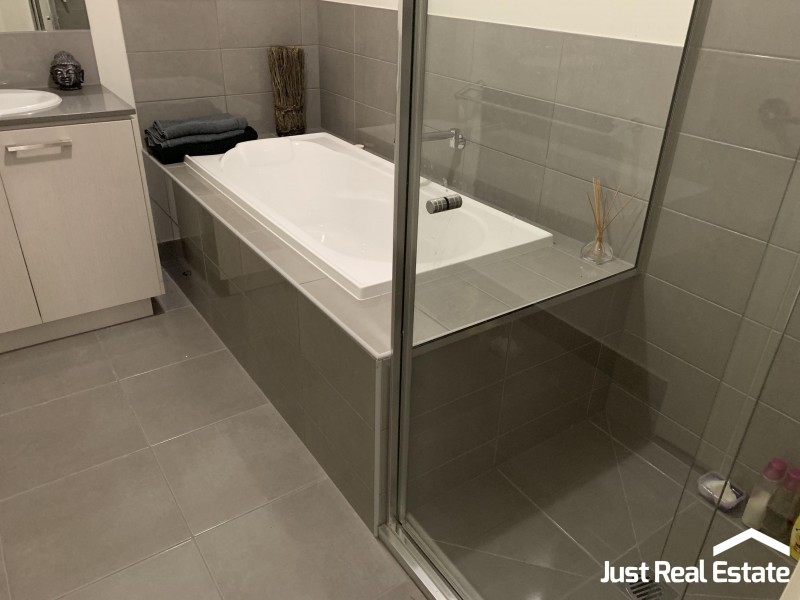 20 Wonder Street, Officer VIC 3809