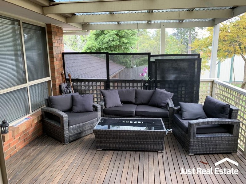 19 Damien Court, Pakenham VIC 3810