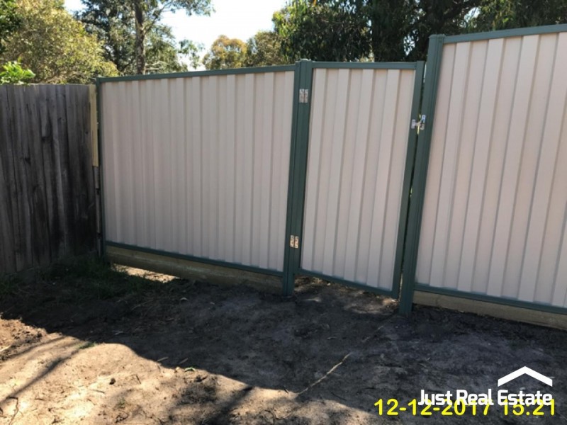 19 Damien Court, Pakenham VIC 3810