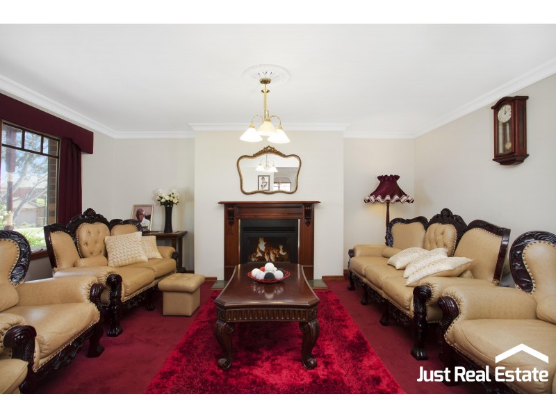 5 Sugarloaf Avenue, Lynbrook VIC 3975